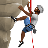 personne qui grimpe : peau mate