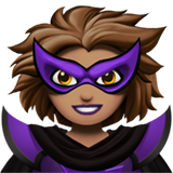 super-vilain femme : peau légèrement mate