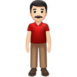 homme debout : peau claire