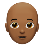 adulte : peau mate et chauve