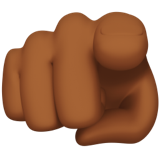 index pointant vers l’utilisateur : peau mate