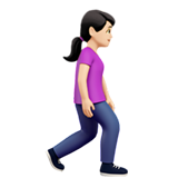 femme qui marche : peau claire et vers la droite