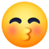 Visage faisant un bisou avec les yeux fermés - Facebook