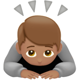 personne qui s’incline : peau légèrement mate