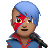 chanteur : peau légèrement mate