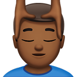 homme qui se fait masser : peau mate